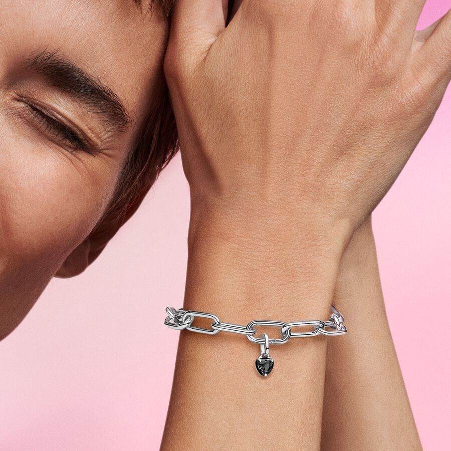 Pandora Bedel Zwart Chakra Hart 793042C01