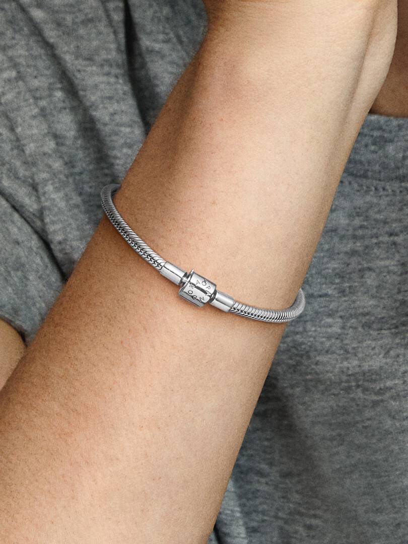 Pandora Moments Snake Chain Armband met Cilindersluiting 594596C00-20